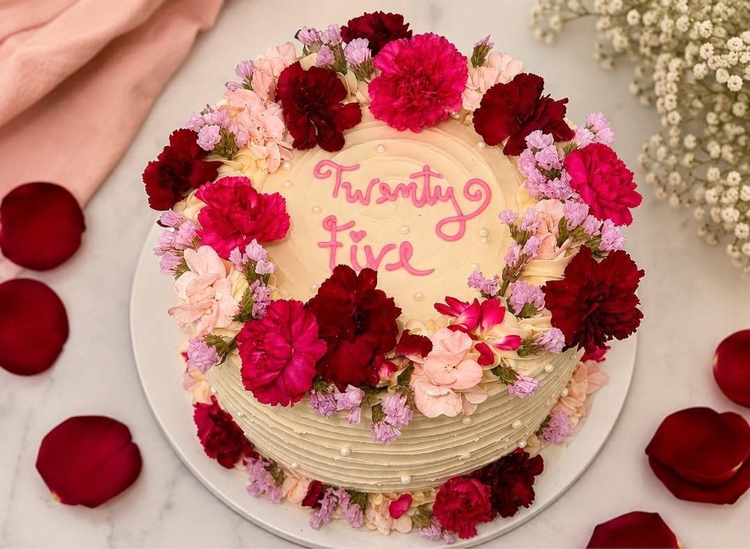 Torta con flores frescas, Twenty Five
